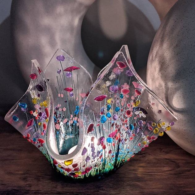 Handmade Fused Glass Small Tealight Holder – Wildflower Design