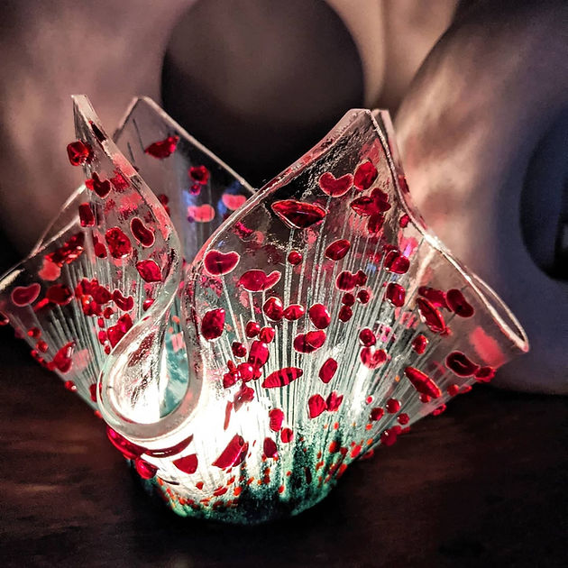 Handmade Fused Glass Small Tealight Holder – Poppy Design