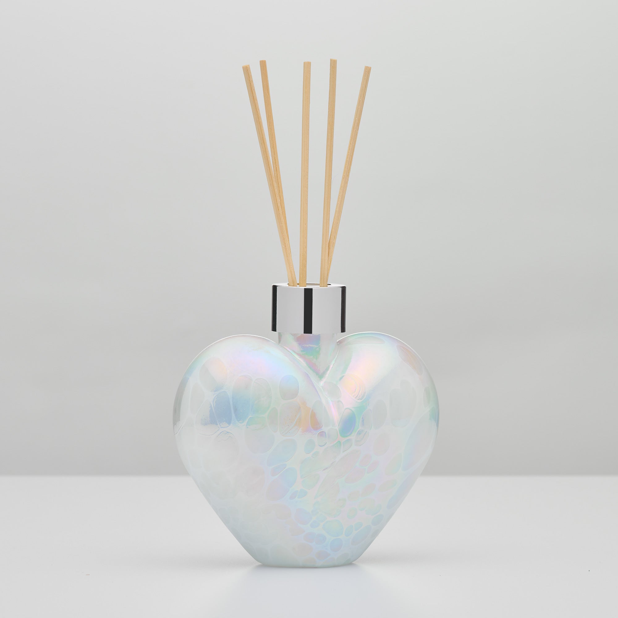 White Heart Reed Diffuser – Handcrafted Glass Bottle (No Oil)