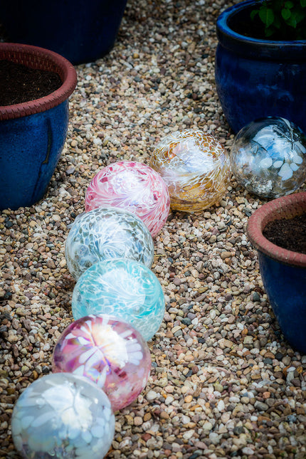 15cm Friendship Ball - Pastel Silver
